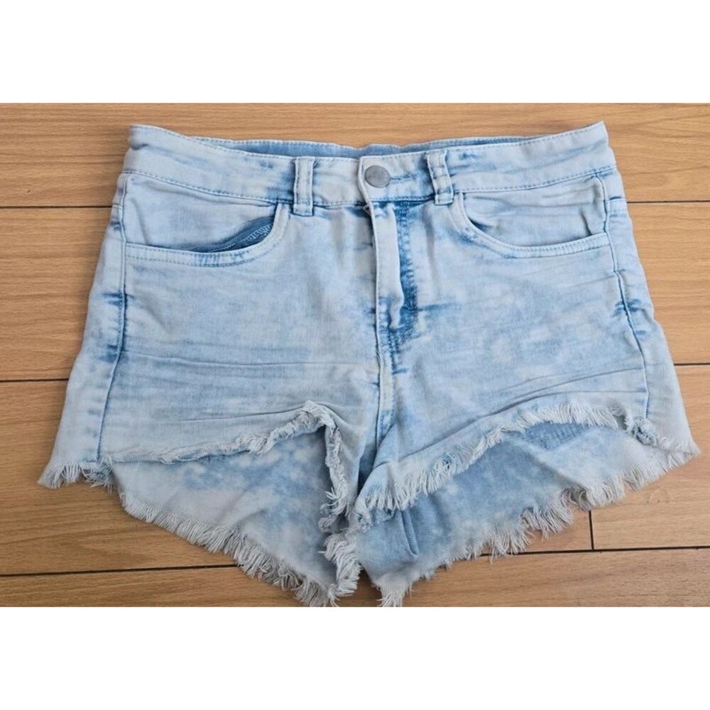 Denim bleached shorts US 6